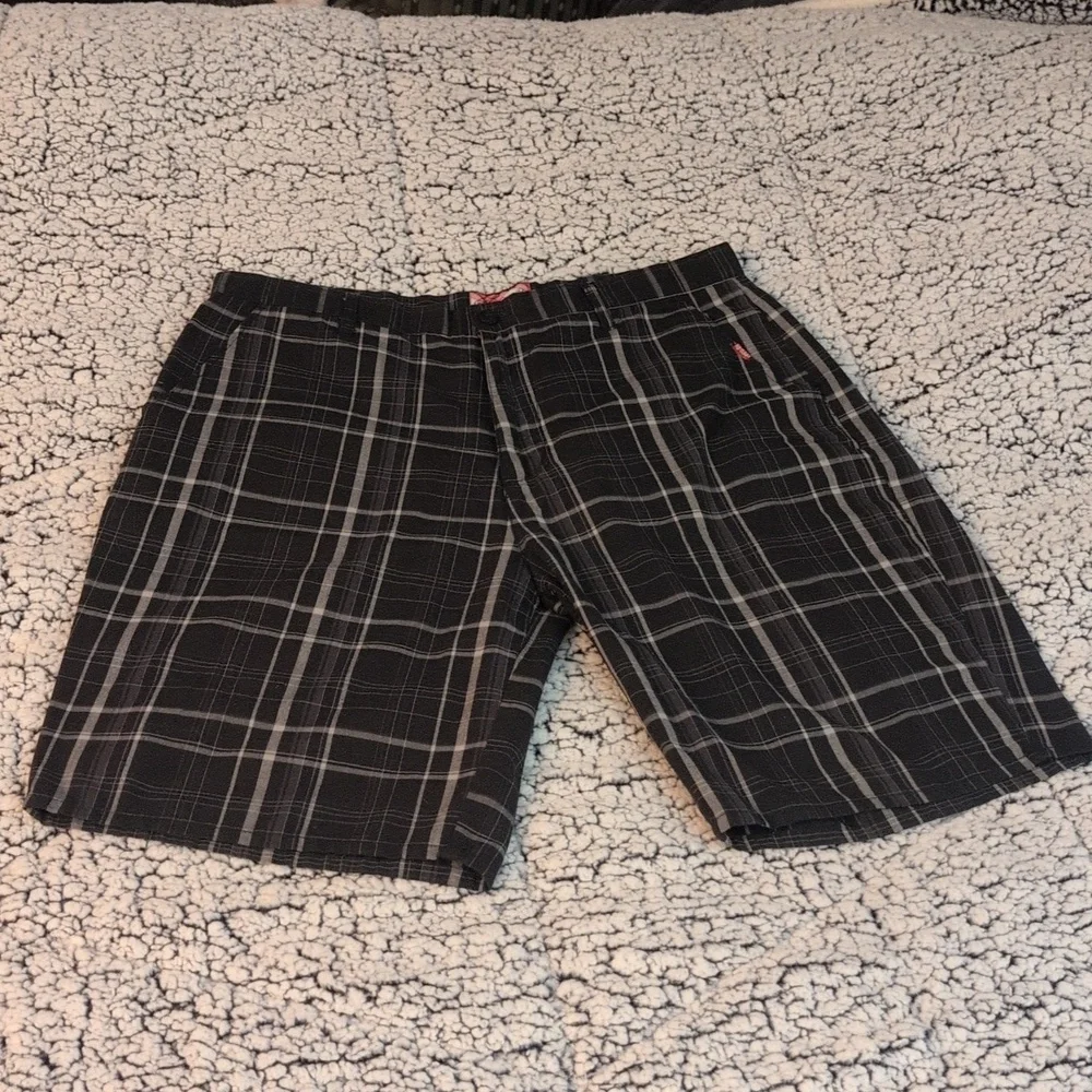 Ripzone | Black and Gray Plaid Men's Shorts - Picture 10 of 15